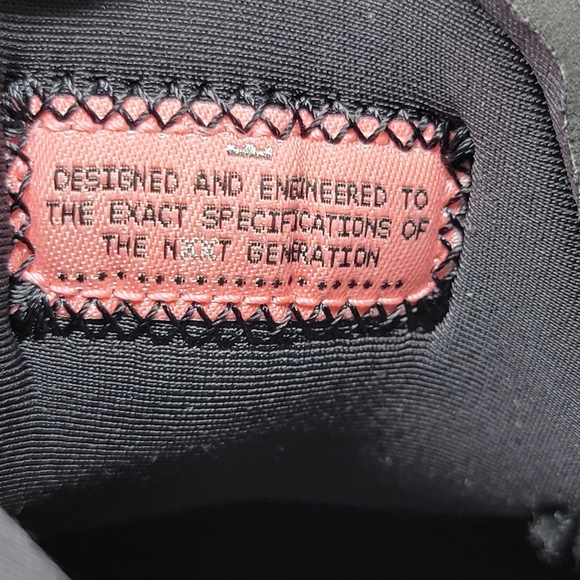 Nike LeBron 20 Black Metallic Gold White Basketball DJ5423-003 Mens Size 6 New - Picture 9 of 12